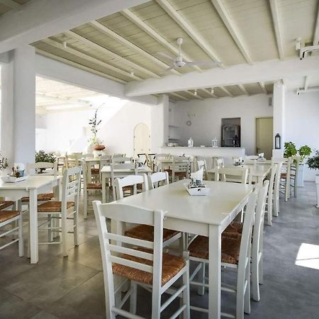 Hotel Ivi Drios Luaran gambar